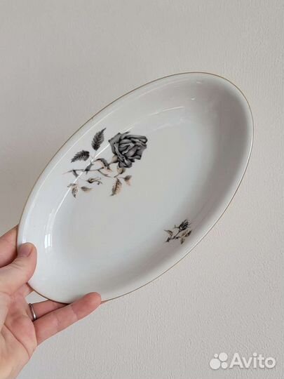 Блюдо овальное