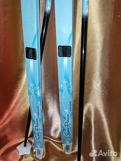 Лыжи и ботинки детские