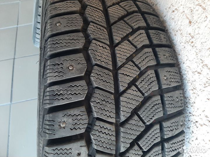 Viatti Brina Nordico V-522 215/60 R16