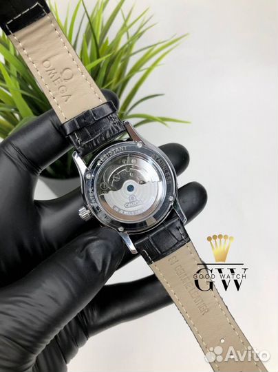 Часы механические Omega мужские