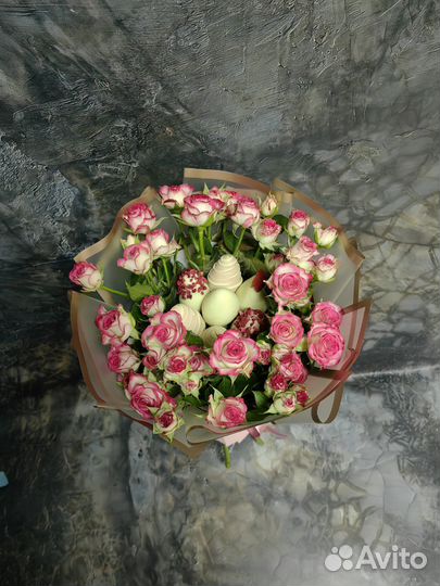 Клубника в шоколаде съедобные букеты