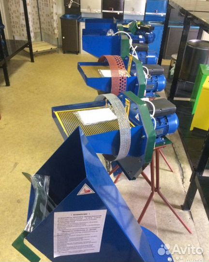 Кормоизмельчитель бзд