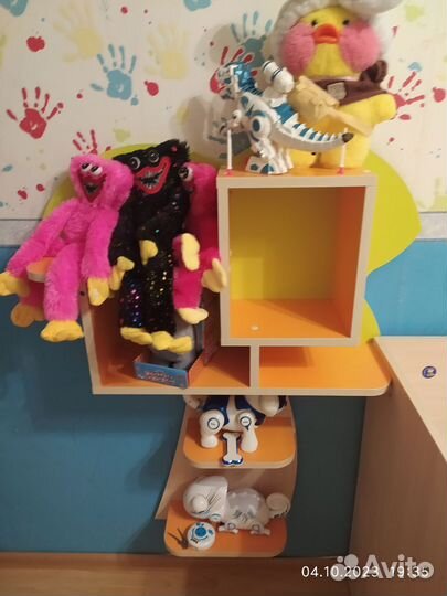 Полка настенная детская