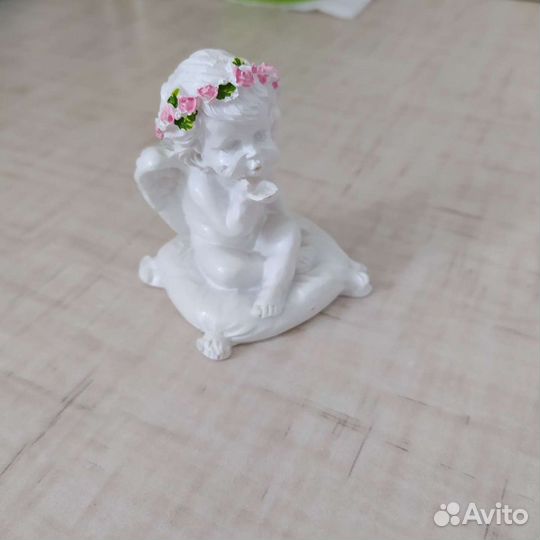 Статуэтка ангел