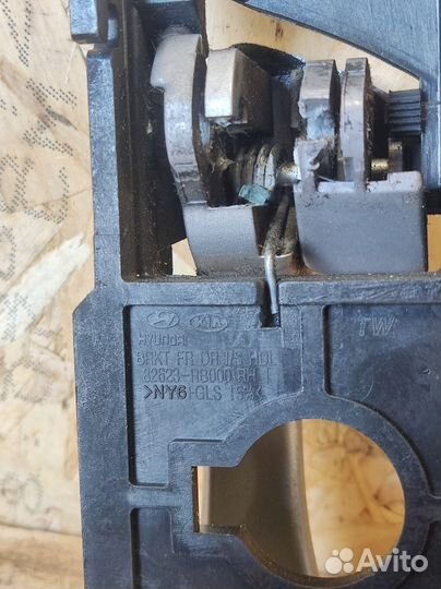 Ручка передней правой двери Hyundai solaris 1