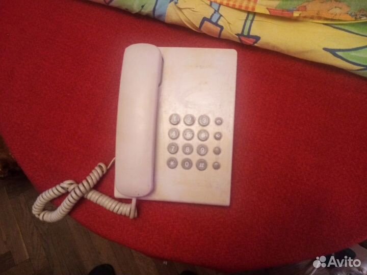 Стационарный телефон в рабочем состоянии