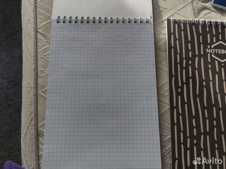 Блокноты в клетку