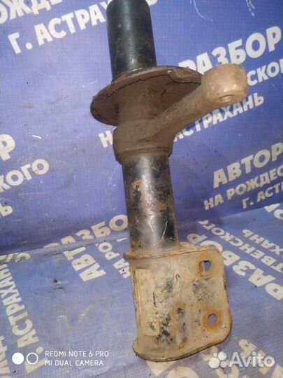 Передний амортизатор Ваз Лада 2108 хэтчбек 2108
