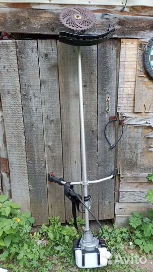 Триммер бензиновый