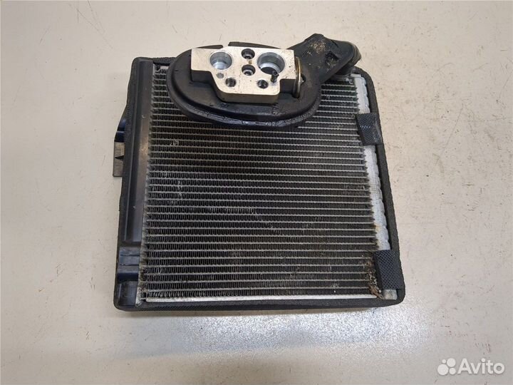 Радиатор кондиционера салона Volkswagen Passat 6