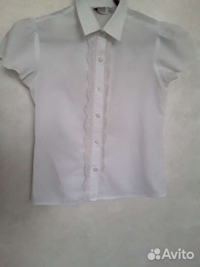 Школьная блузка. Аrmani, оригинал.4-5 кл