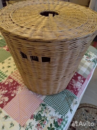 Корзина плетеная с крышкой
