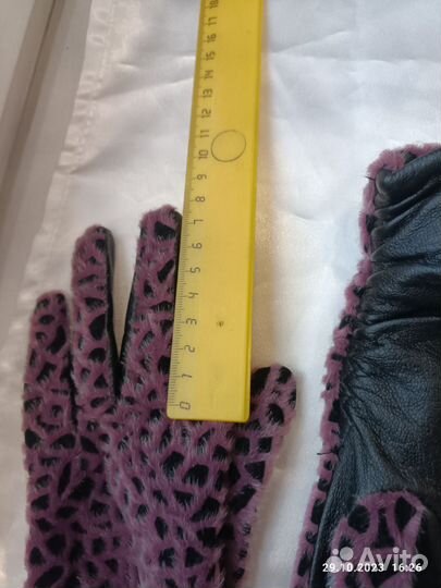 Кожаные женские перчатки