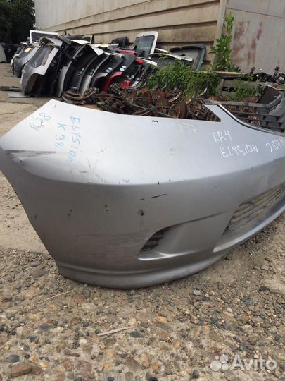 Бампер передний Honda Elysion RR1; RR2; RR3; RR4