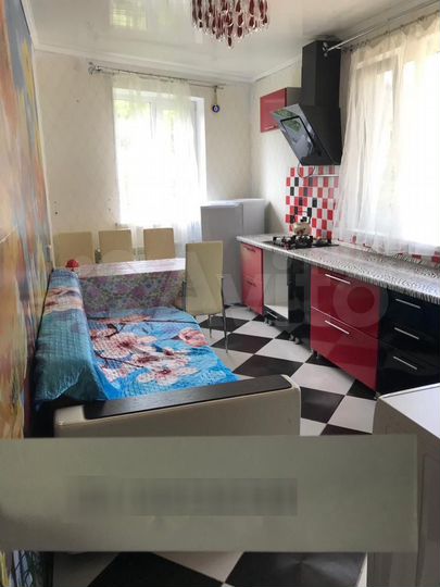 2-к. квартира, 70 м², 2/2 эт.