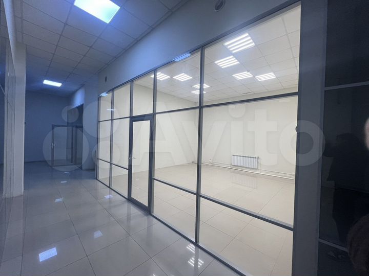 Торговая площадь, 1000 м²