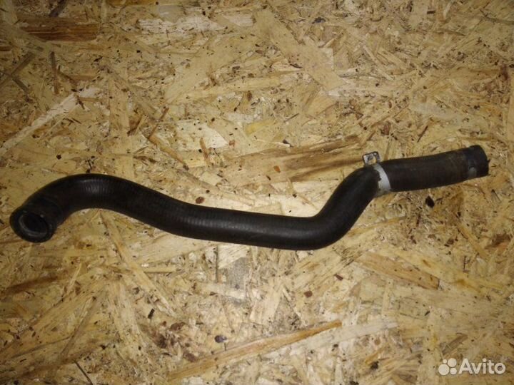 Патрубок системы охлаждения Mercedes Vito W638 2.3