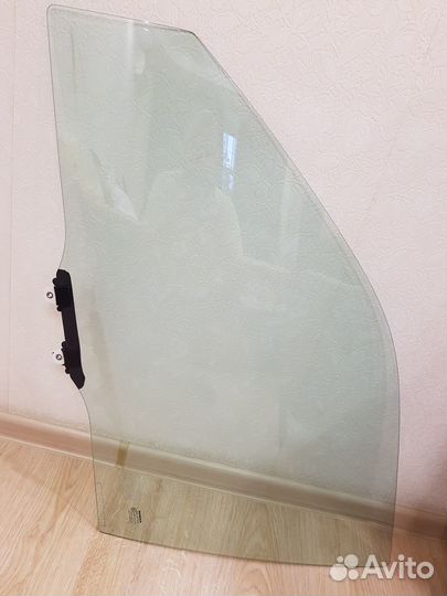 Стекло переднее левое honda crv 2