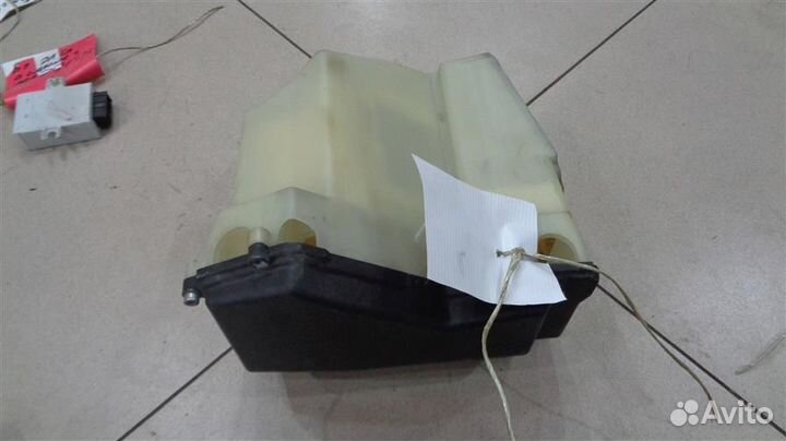 Корпус блока предохранителей подкапотного BMW 3-S