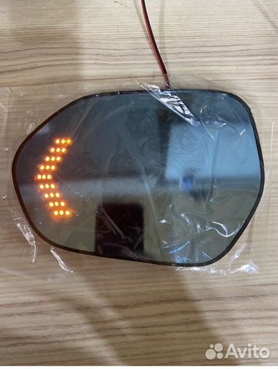 Полотна зеркал с повторителем поворота для Toyota