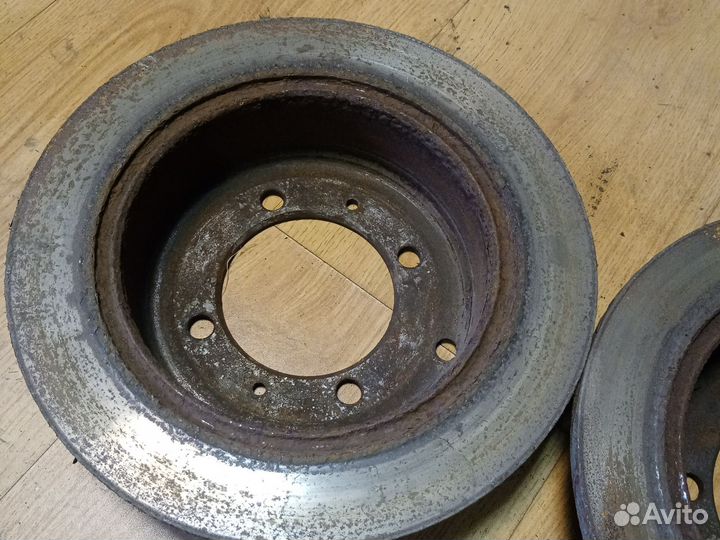 Задние тормозные диски Мitsubishi Lancer9