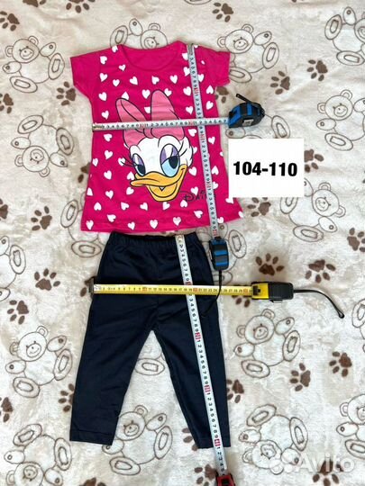 Костюм для девочки с Дейзи Дак новый р.98-116