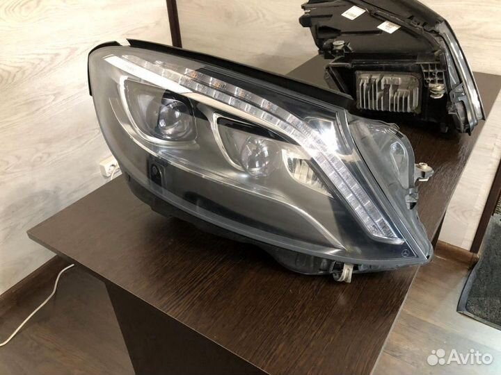 Фара левая Mercedes W222 / S222