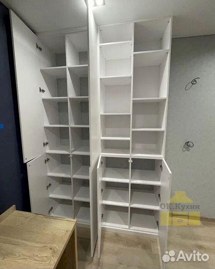 Шкаф стенка