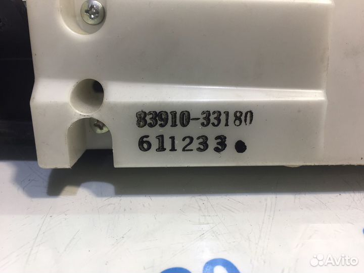 Тойота Камри Монитор