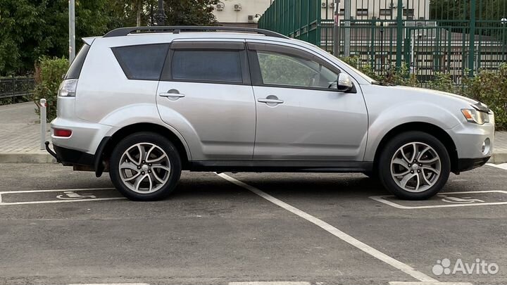 Mitsubishi Outlander 2.0 CVT, 2011, 182 948 км