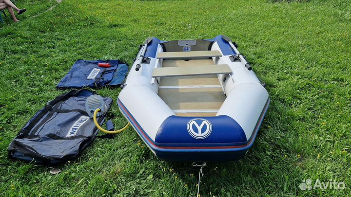 Лодка Yamaran 320