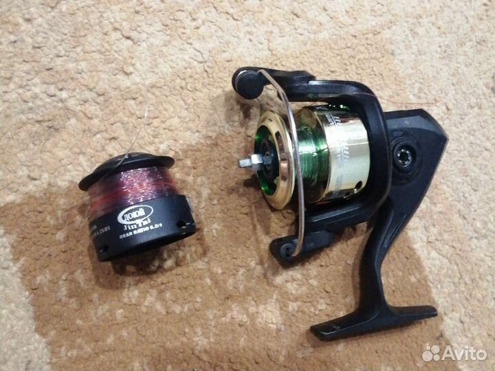 Катушка для рыбалки c леской