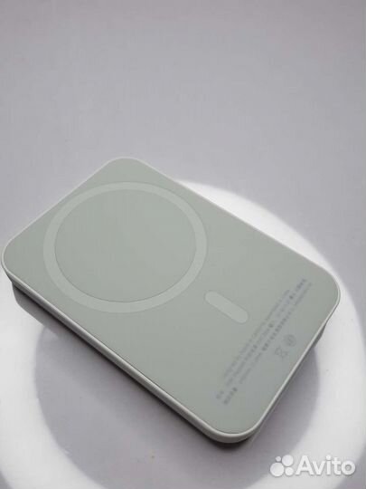 Magsafe battery pack