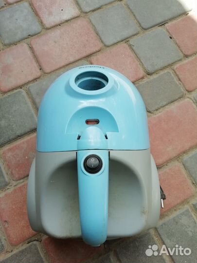 Пылесос Еlenberg VC-2004