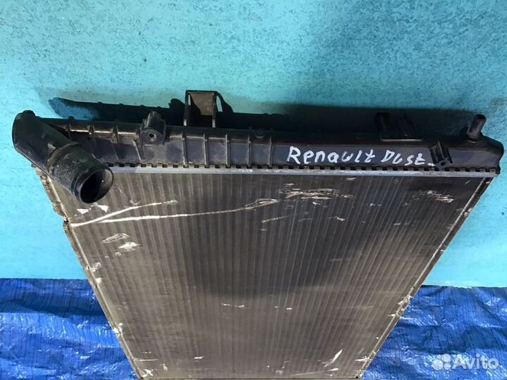 Renault Duster радиатор охлаждения двигателя