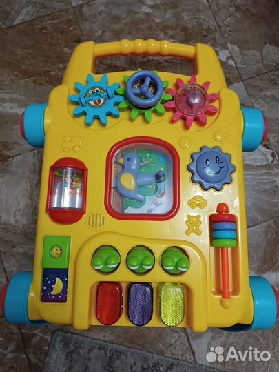 Развивающий стол-ходунки-толокар-бизиборд