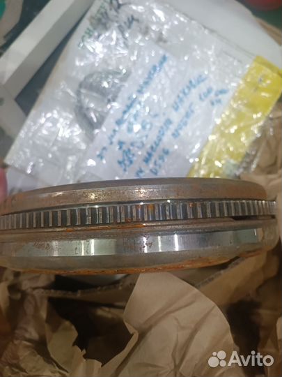 Маховик двухмассовый 06J105266AE VAG б/у