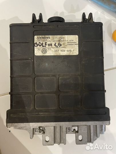 Блок управления двигателем 1.6 Volkswagen Golf 3