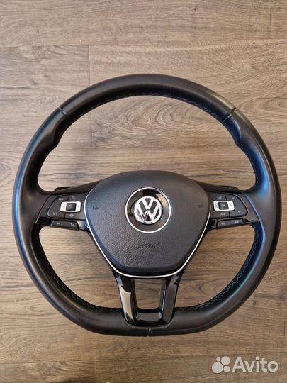 Руль Volkswagen с лепестками и подушкой безоп