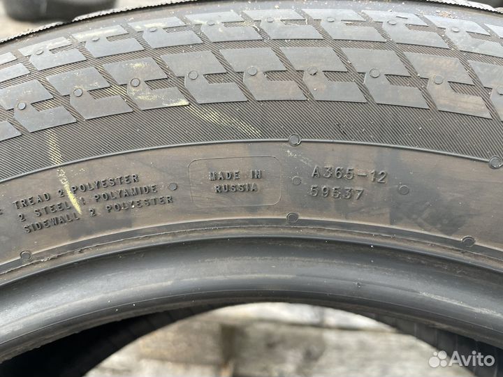 Nokian Tyres WR Snowproof P 235/55 R17