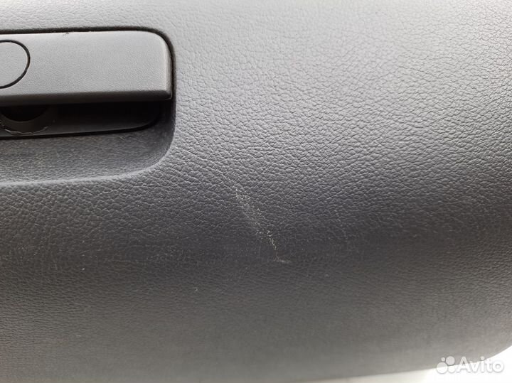 Крышка бардачка Skoda Octavia A4 Tour