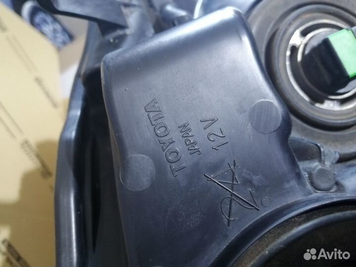 Фара левая Toyota Prado 150