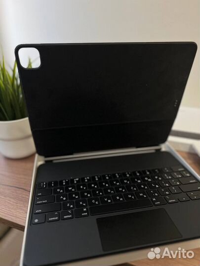 Apple Magic Keyboard iPad 12.9 с гравировкой