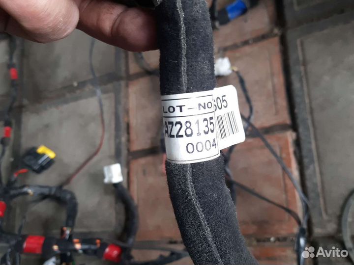 Электропроводка салона дверей Hyundai Avante md