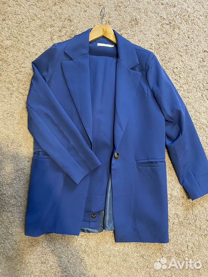 Брючный костюм женский