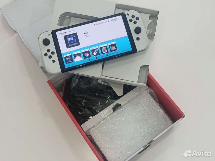 Прошитый Nintendo Switch oled Белый