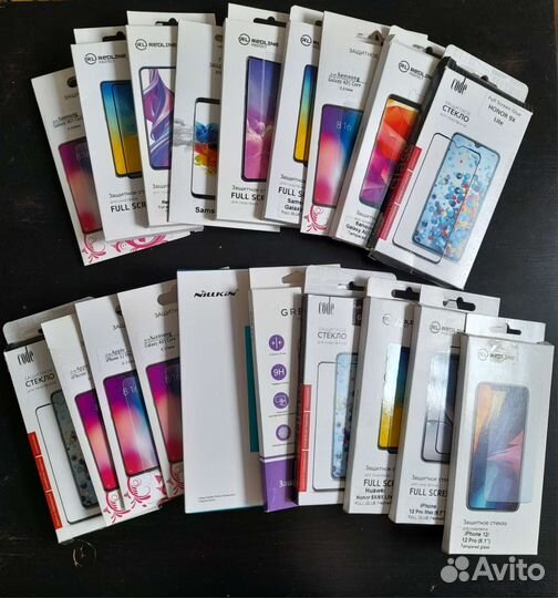 Защитное стекло на iPhone, Samsung