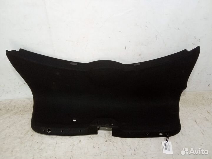 Обшивка крышки багажника Skoda Octavia A7 2012