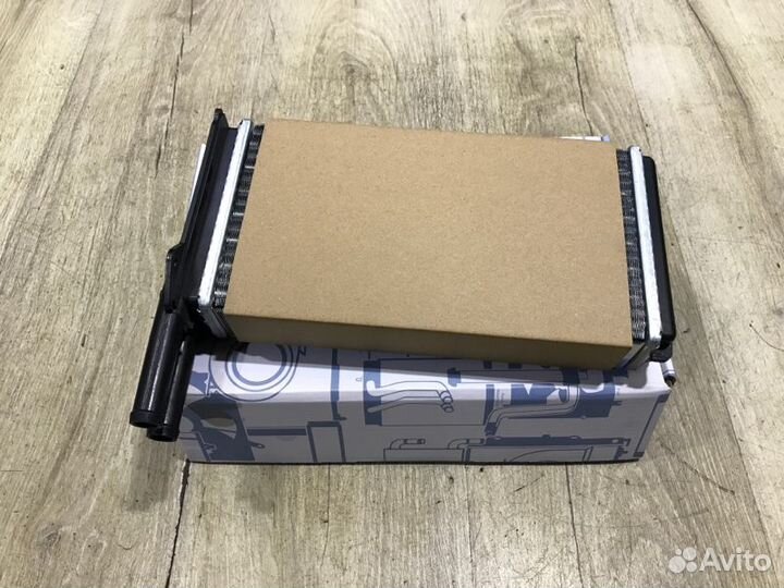 Радиатор отопителя печки Ford Scorpio / Sierra