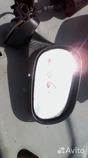 Зеркало правое Mitsubishi Carisma